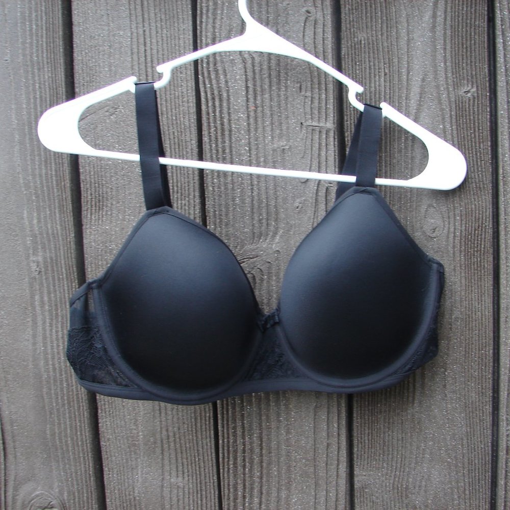 Bali Smooth Ultra Light Minimizer Underwire Bra Black Size 40C